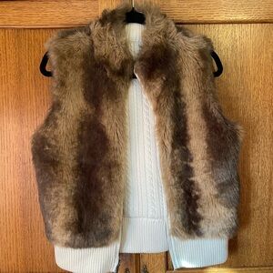 Faux Fur Reversible Vest. Women’s small.